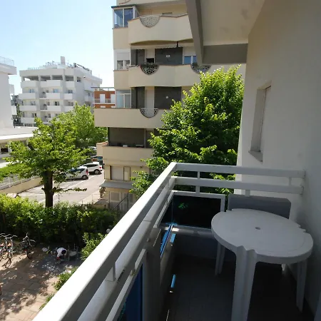 Apartment Locazione Turistica Azzurra.1 *